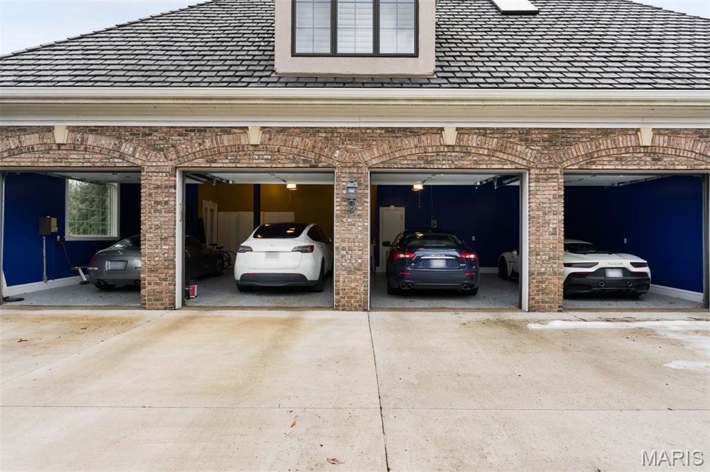 14 Ballantrae Court