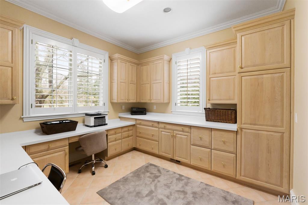 14 Ballantrae Court