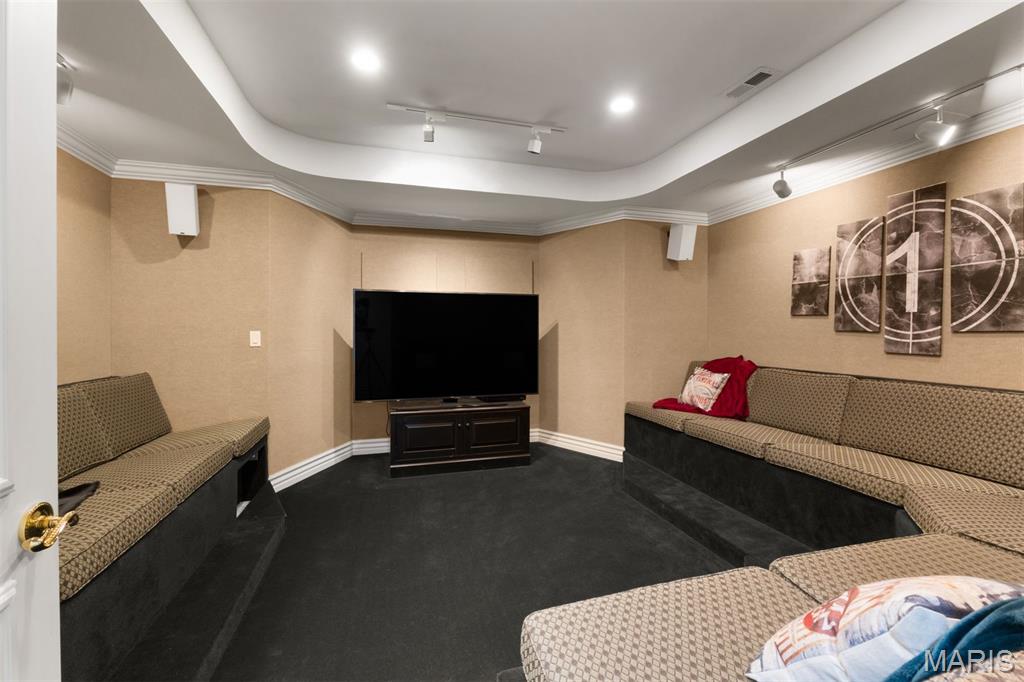 14 Ballantrae Court