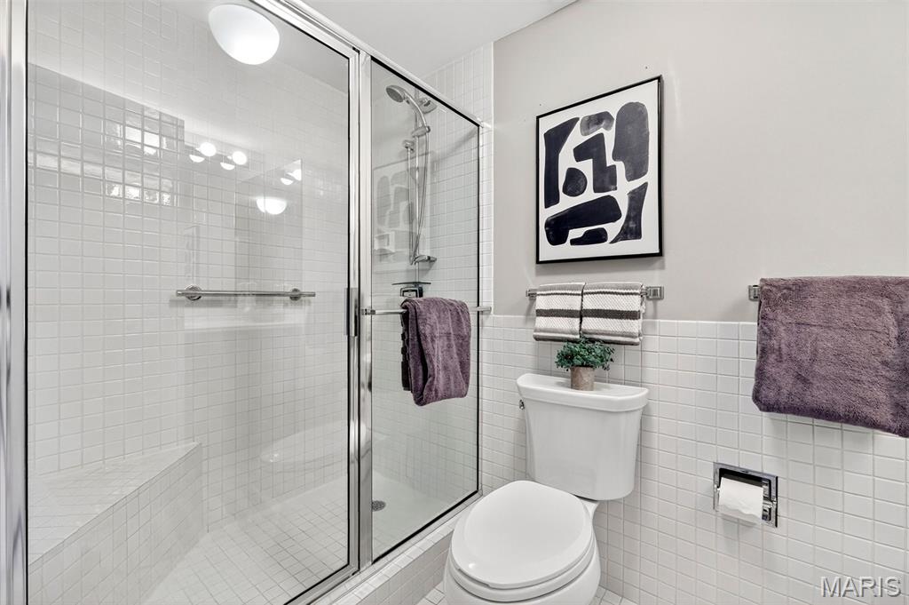 200 S Brentwood Boulevard Unit: 14D