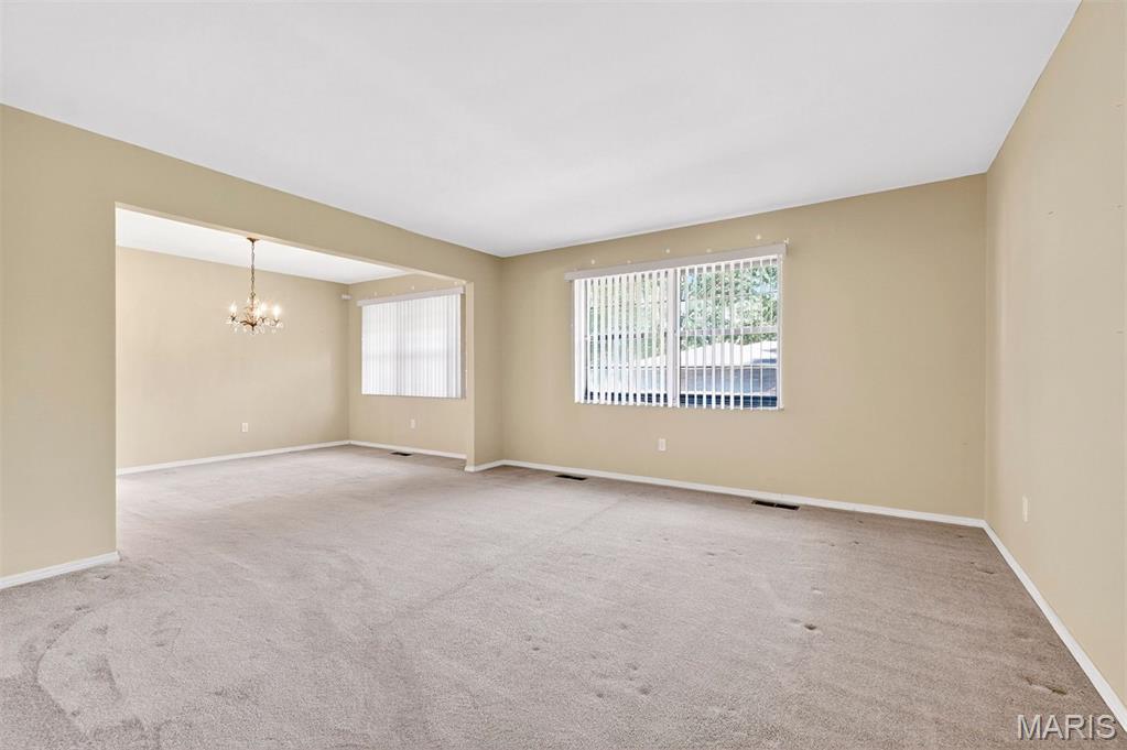 1040 Bridgeport Drive