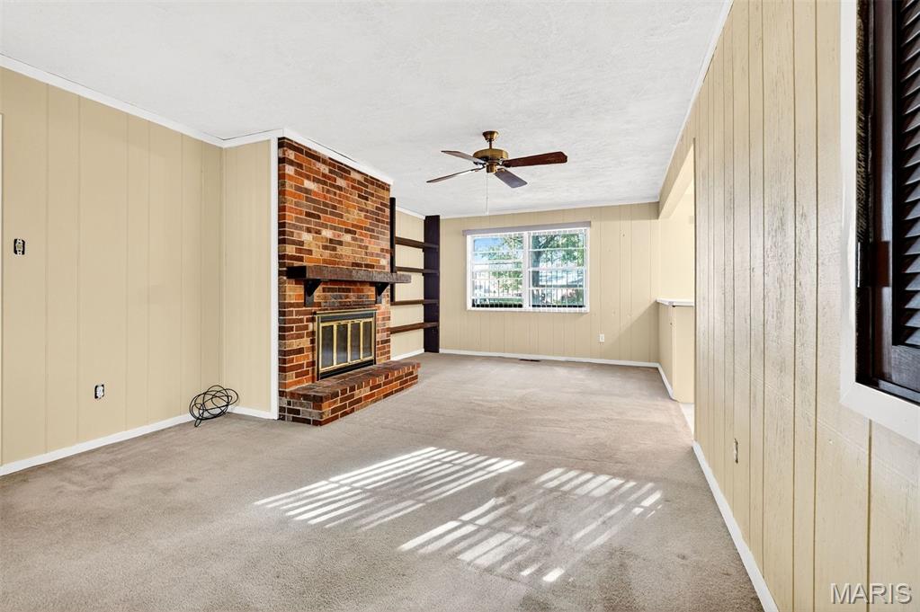 1040 Bridgeport Drive