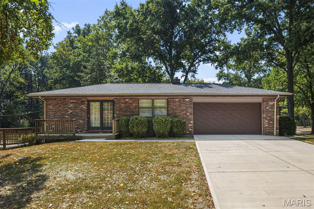1040 Bridgeport Drive