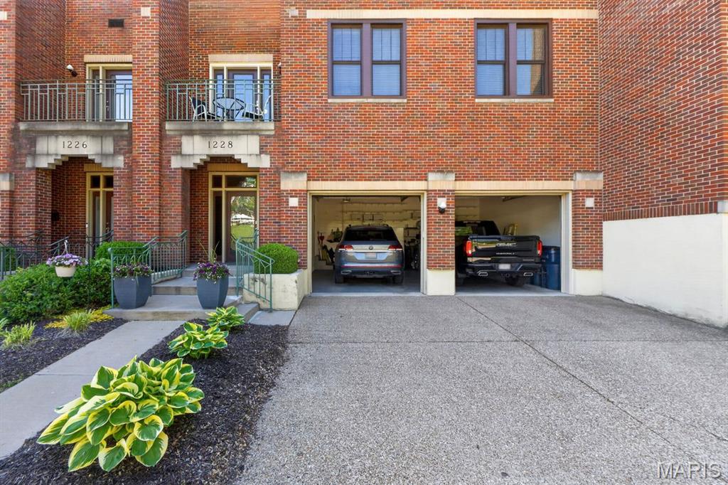 1228 S Main Street Unit: 1C