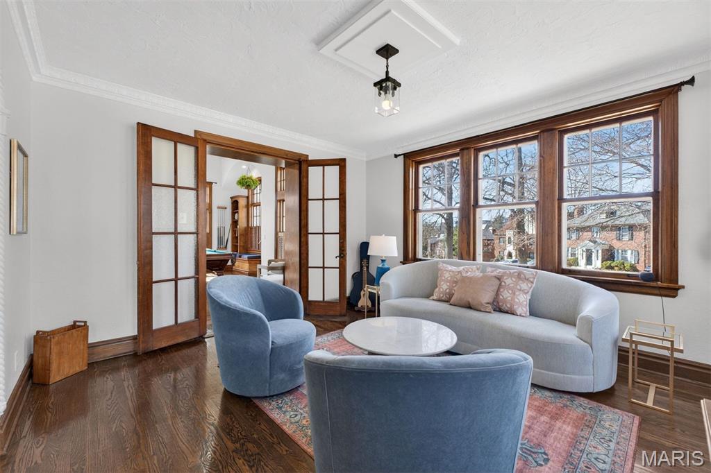 7298 Greenway Avenue