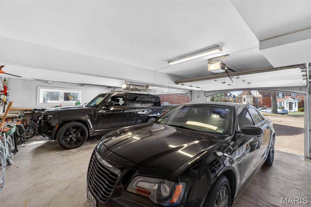 7298 Greenway Avenue