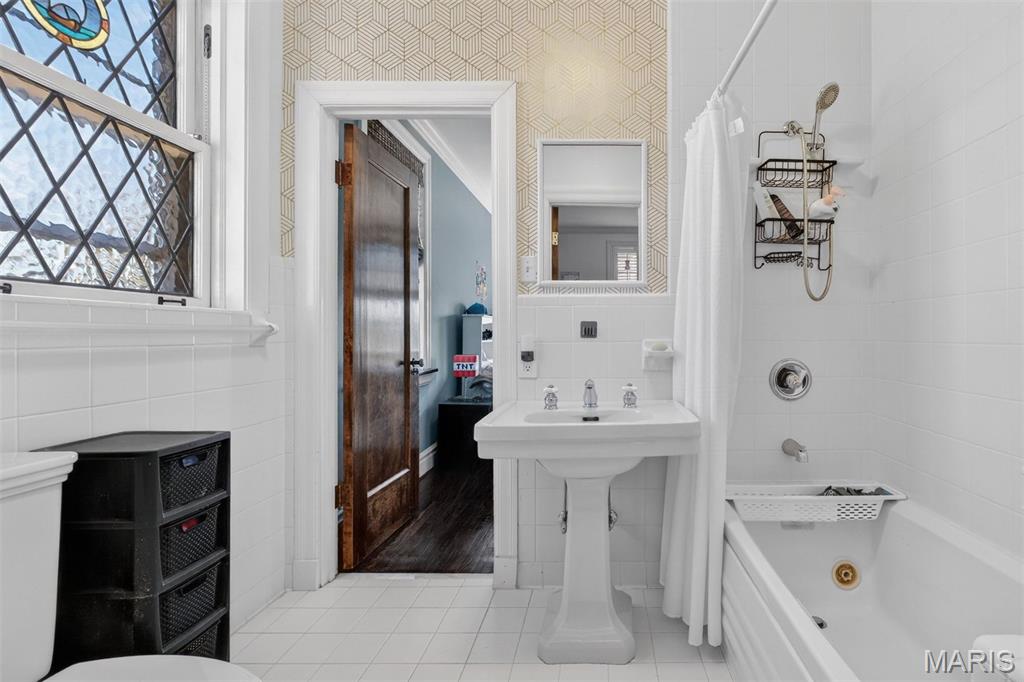 7298 Greenway Avenue