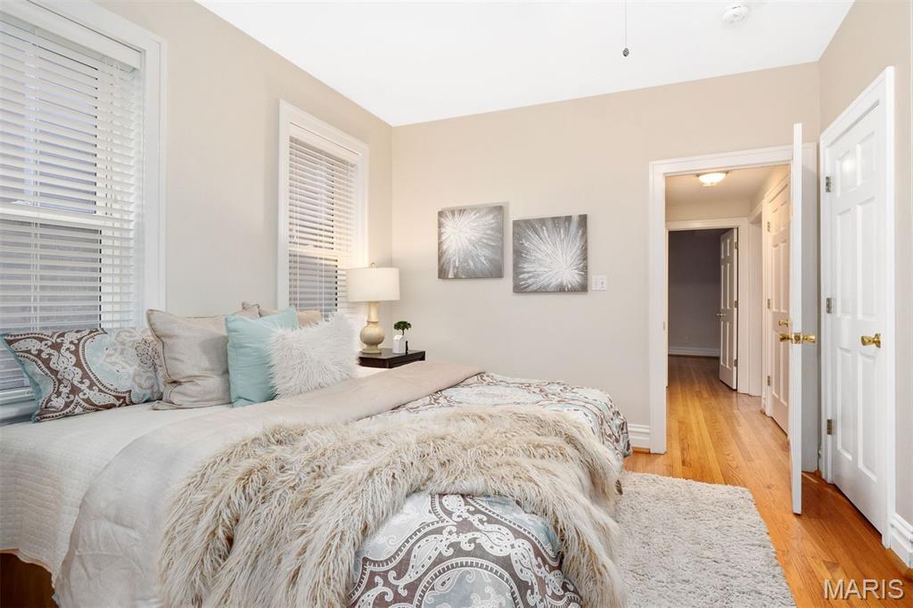6318 Southwood Avenue Unit: 2E