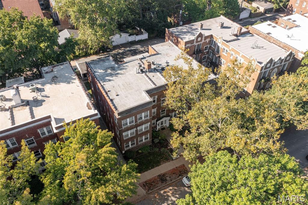 6318 Southwood Avenue Unit: 2E