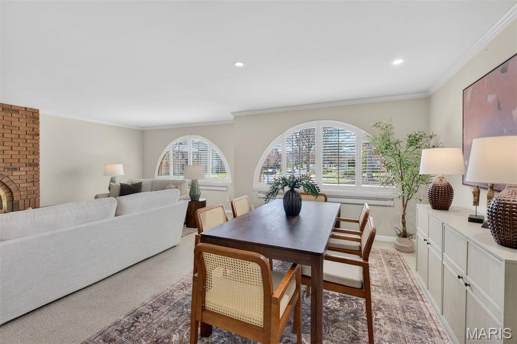 170 N Brentwood Boulevard