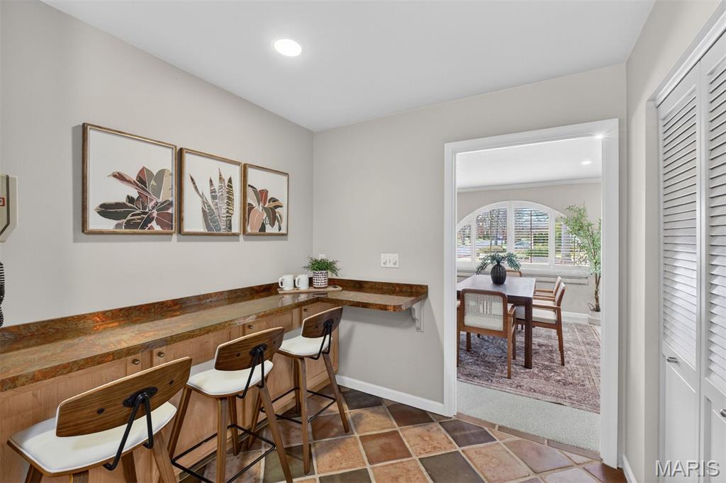 170 N Brentwood Boulevard