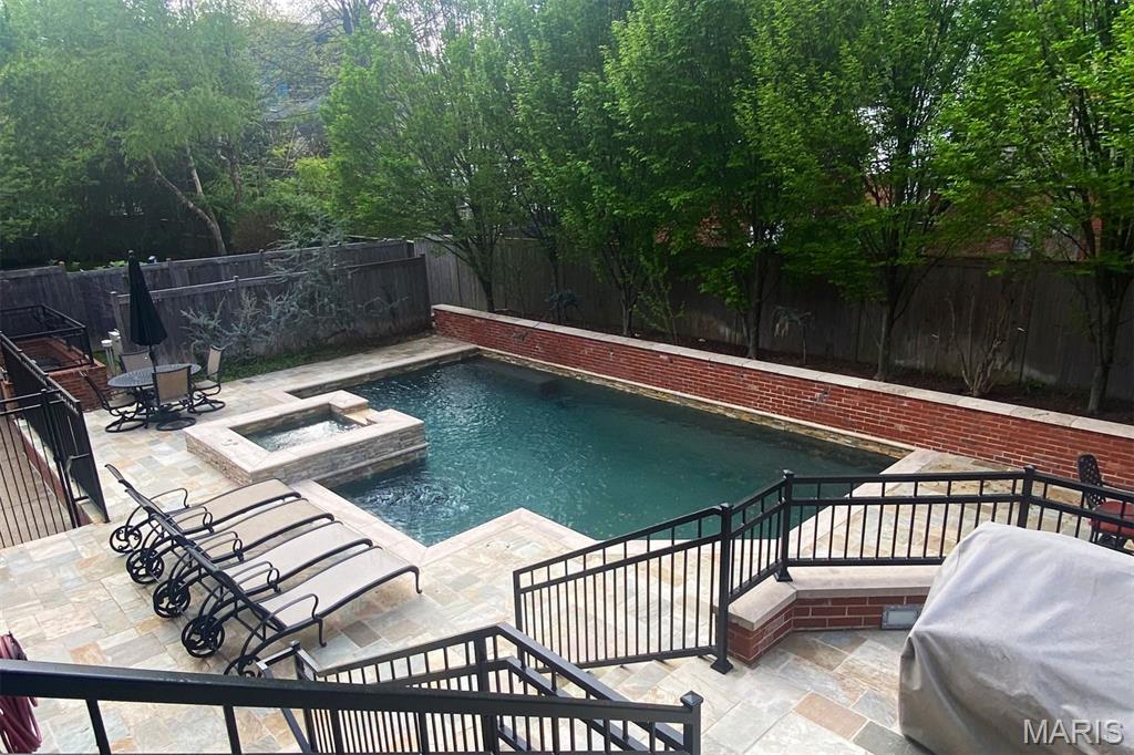 8116 University Drive