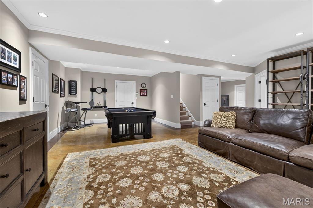 8116 University Drive