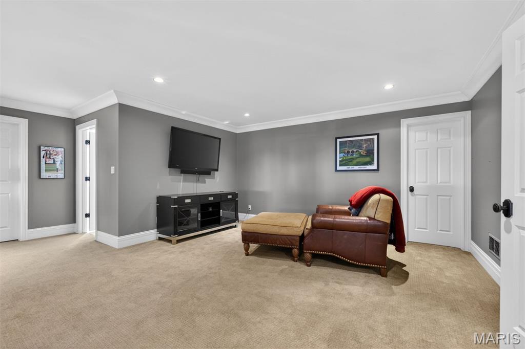 8116 University Drive