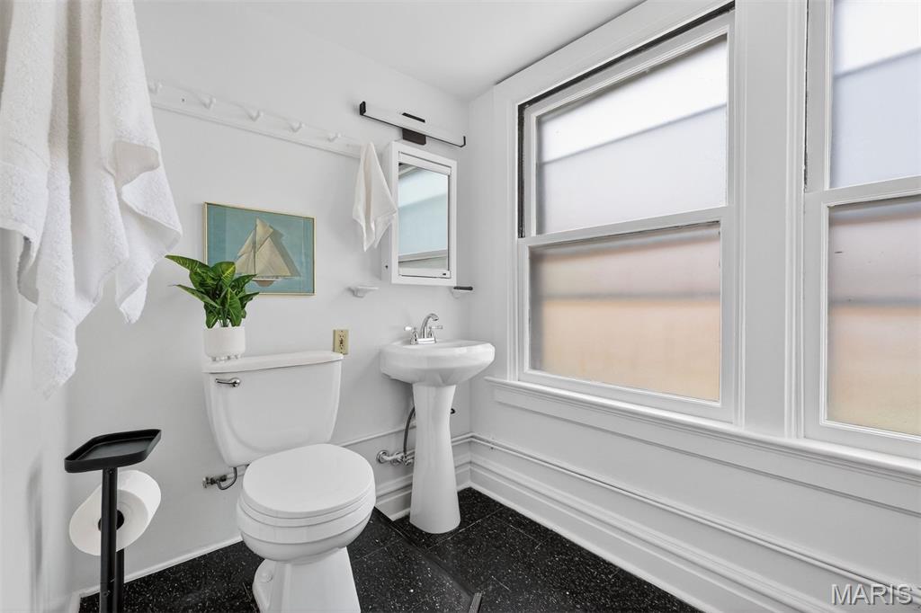 6219 Washington Avenue