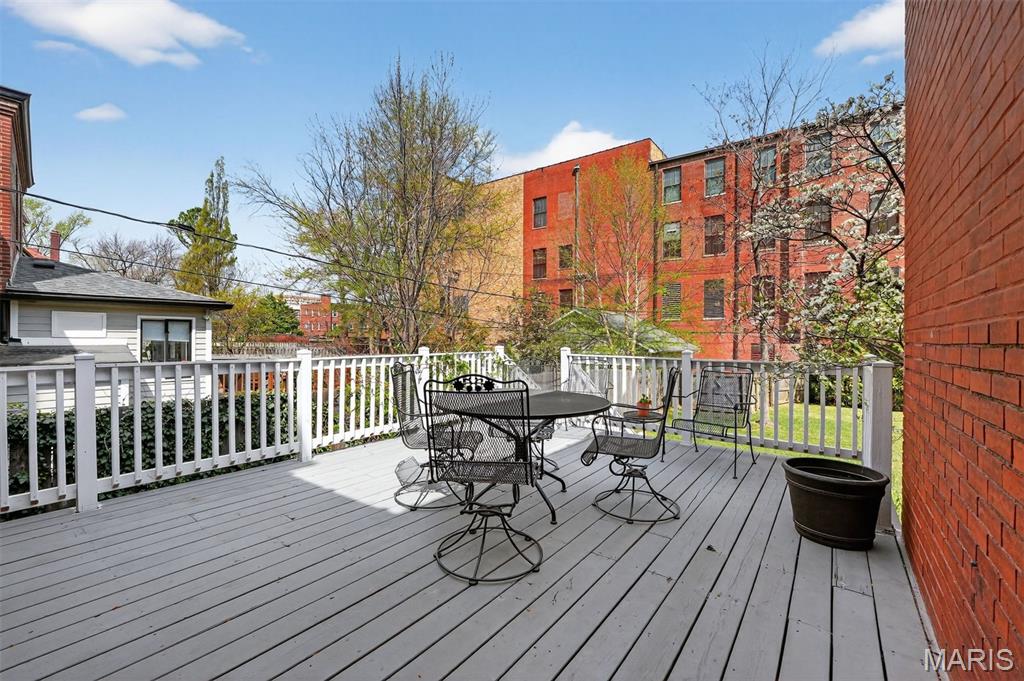 6219 Washington Avenue