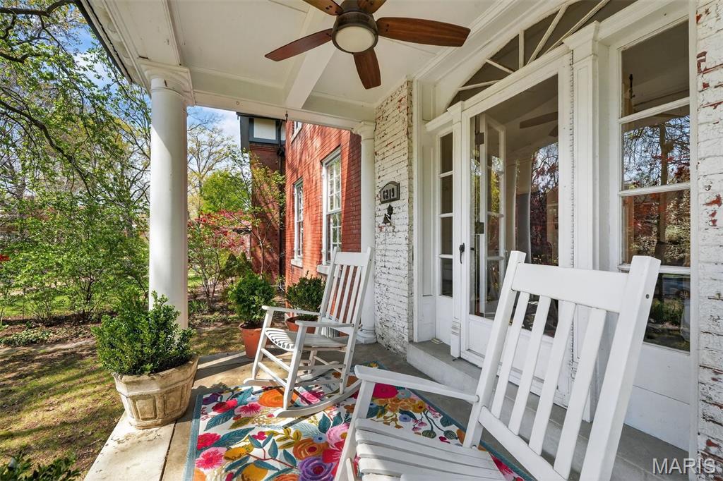 6219 Washington Avenue