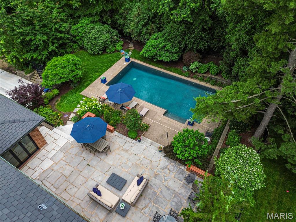 98 Lake Forest Drive