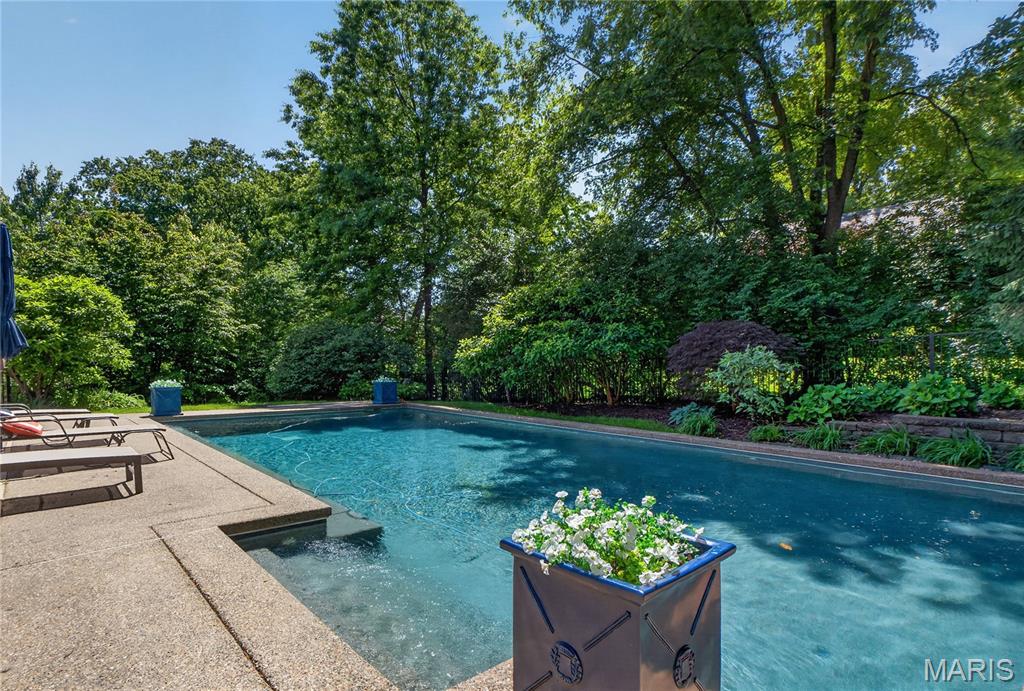 98 Lake Forest Drive