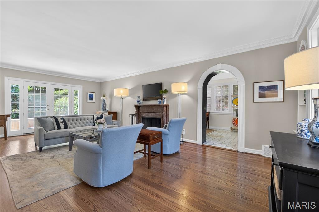 98 Lake Forest Drive