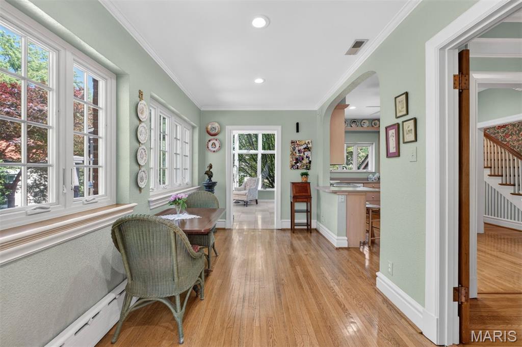 624 Locksley Place