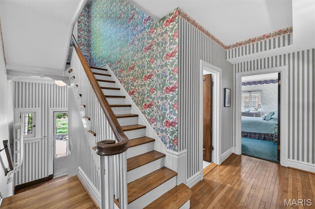 624 Locksley Place