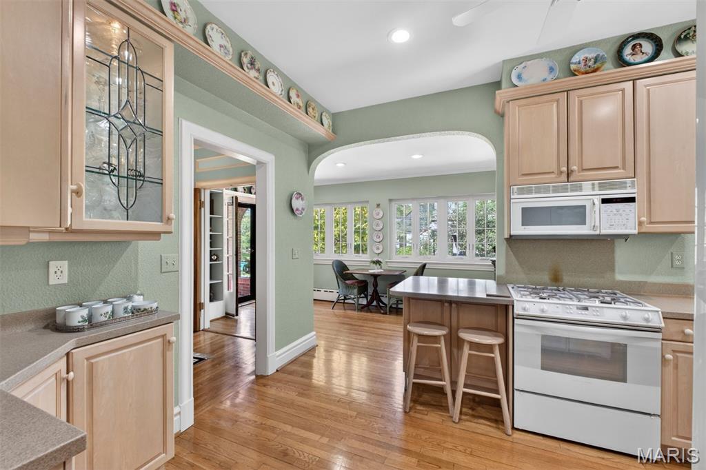 624 Locksley Place