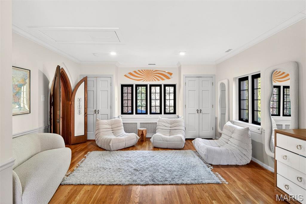 37 Ridgemoor Drive