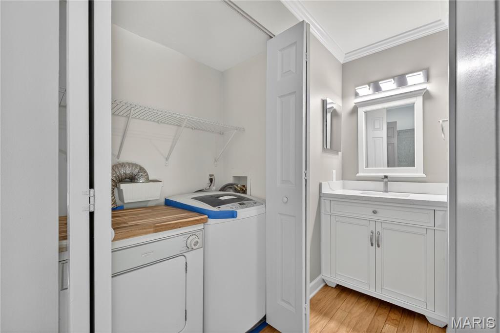 632 Coeur De Royale Drive Unit: B