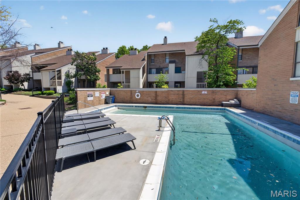 632 Coeur De Royale Drive Unit: B