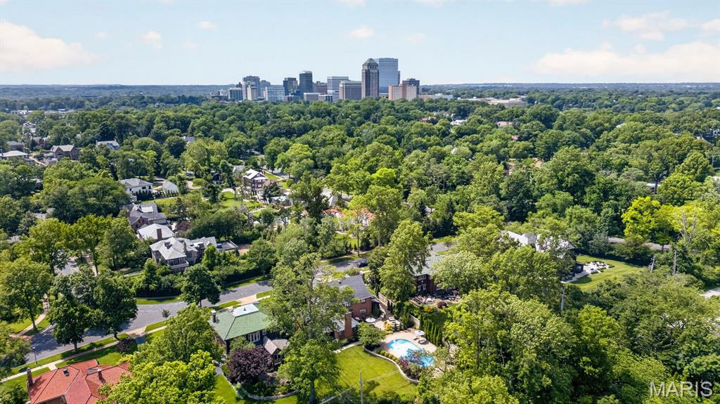 6 Ridgemoor Drive