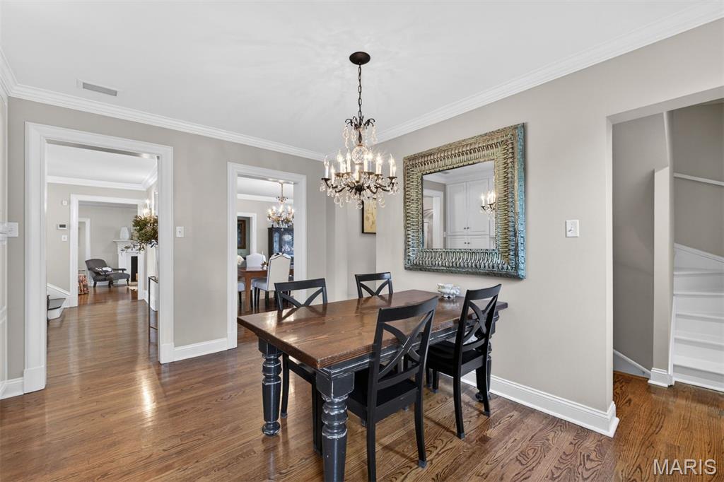 6 Ridgemoor Drive
