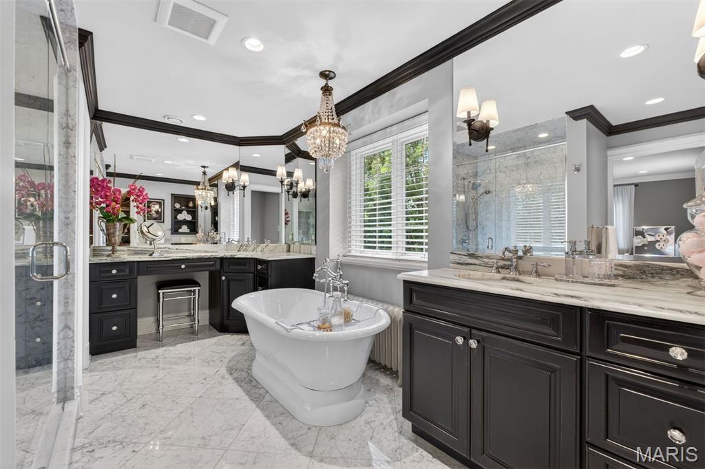 6 Ridgemoor Drive