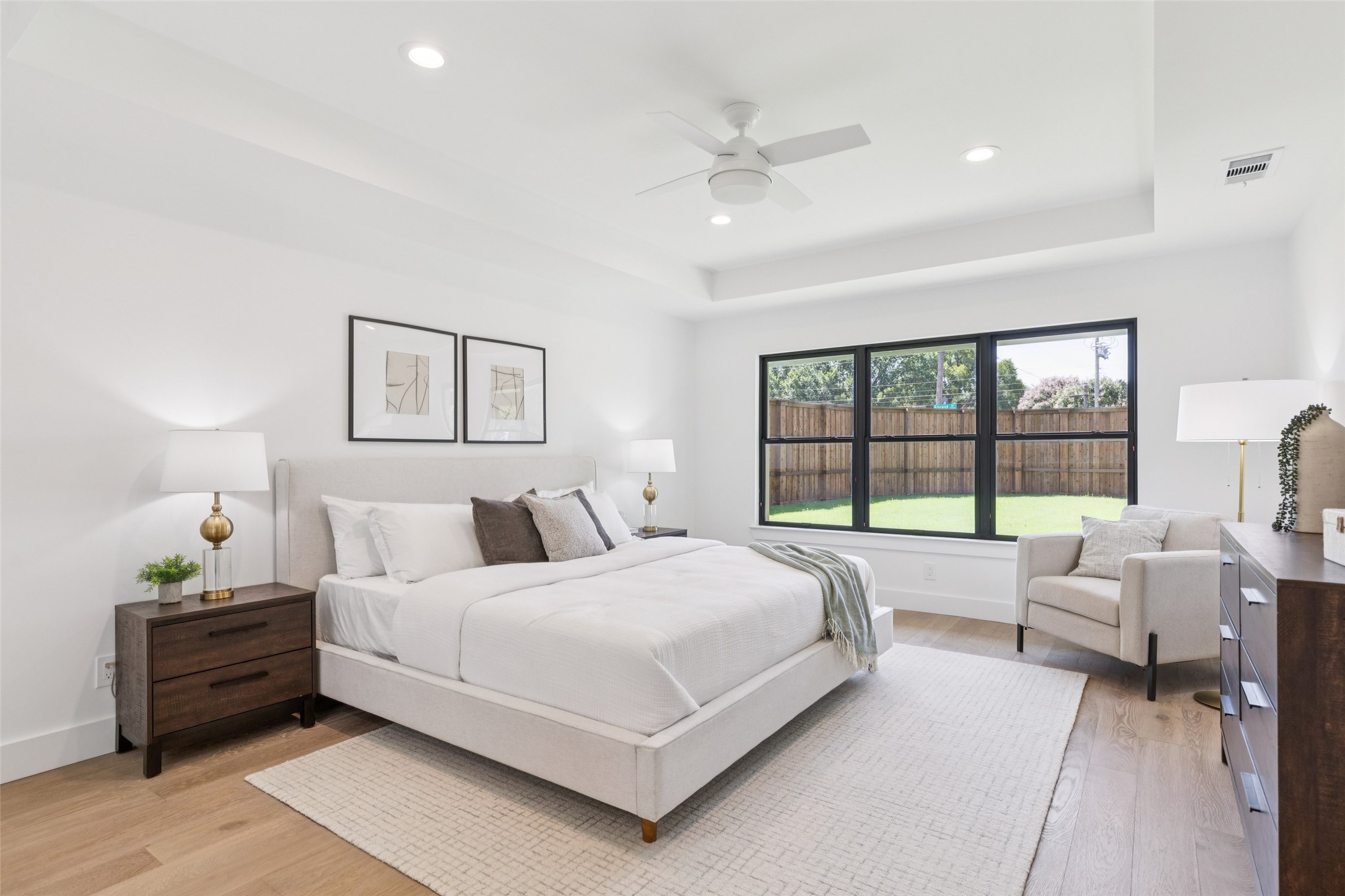 4042 Mendenhall Drive