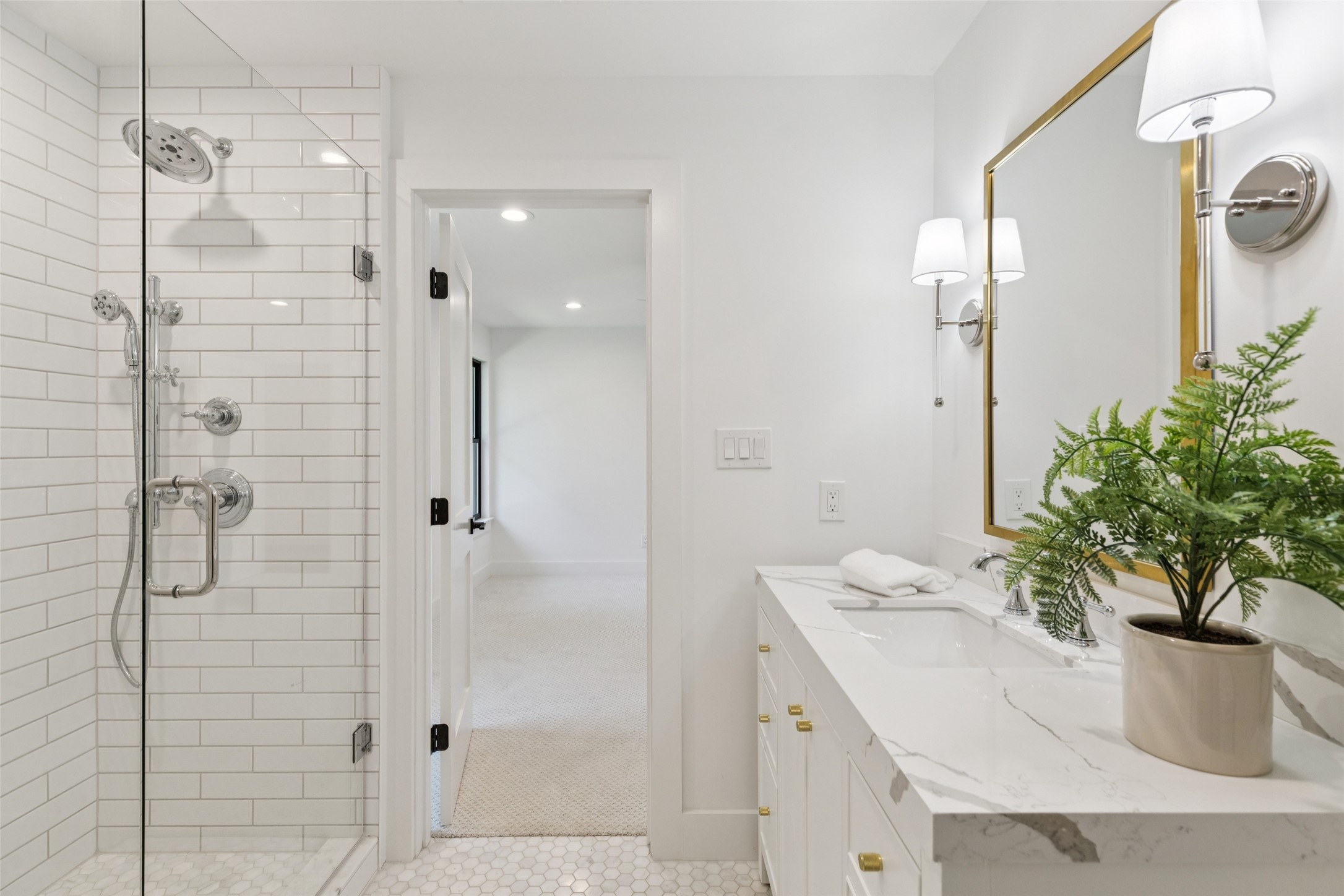 4042 Mendenhall Drive