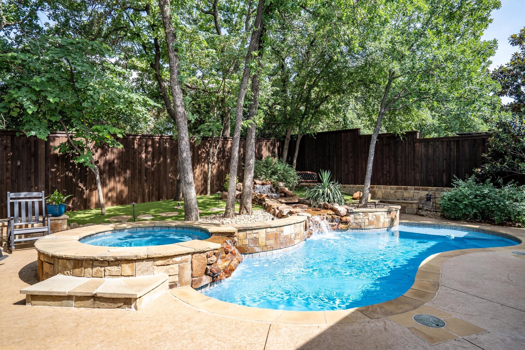 4349 Crestwood Court