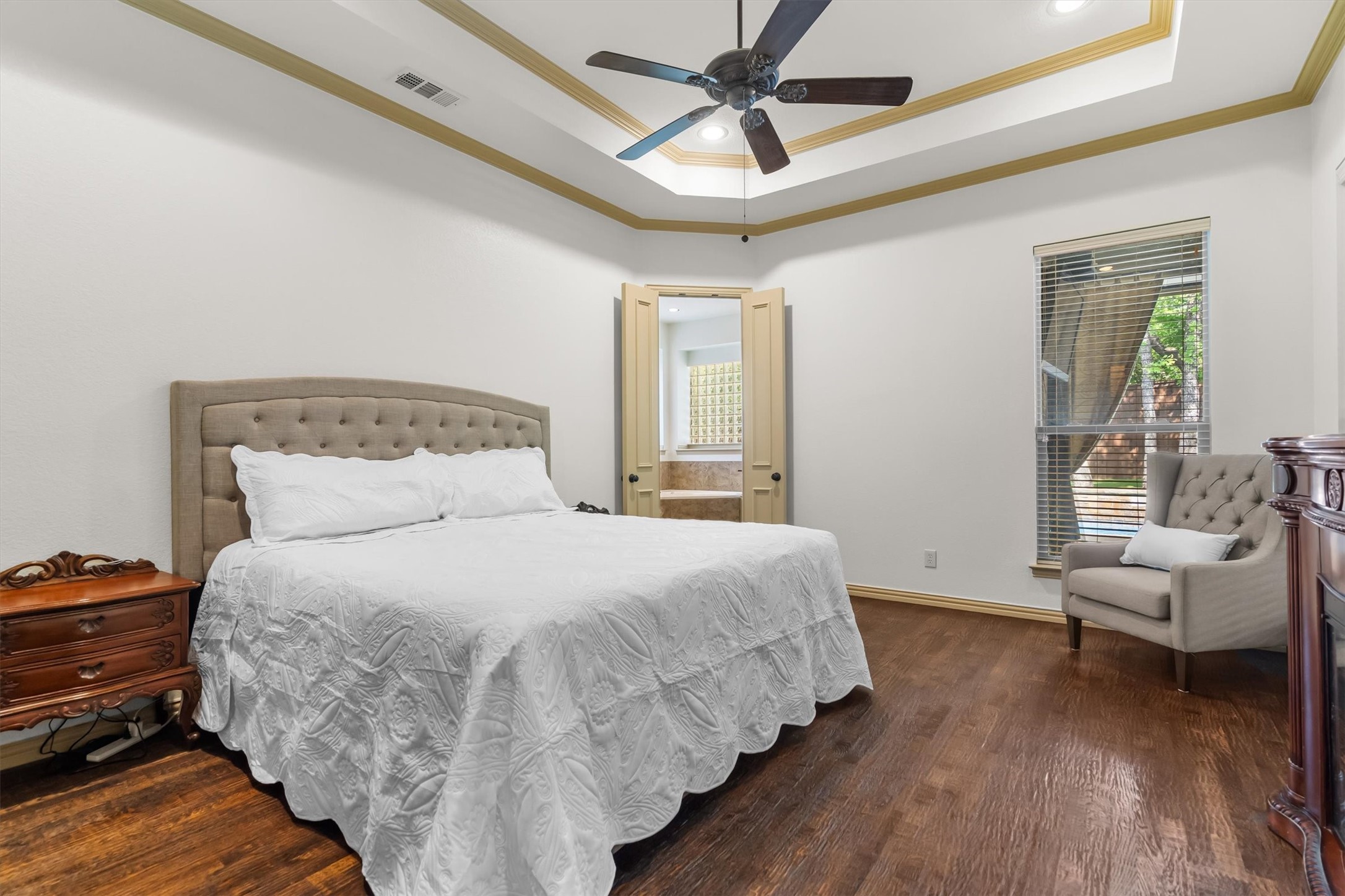 4349 Crestwood Court