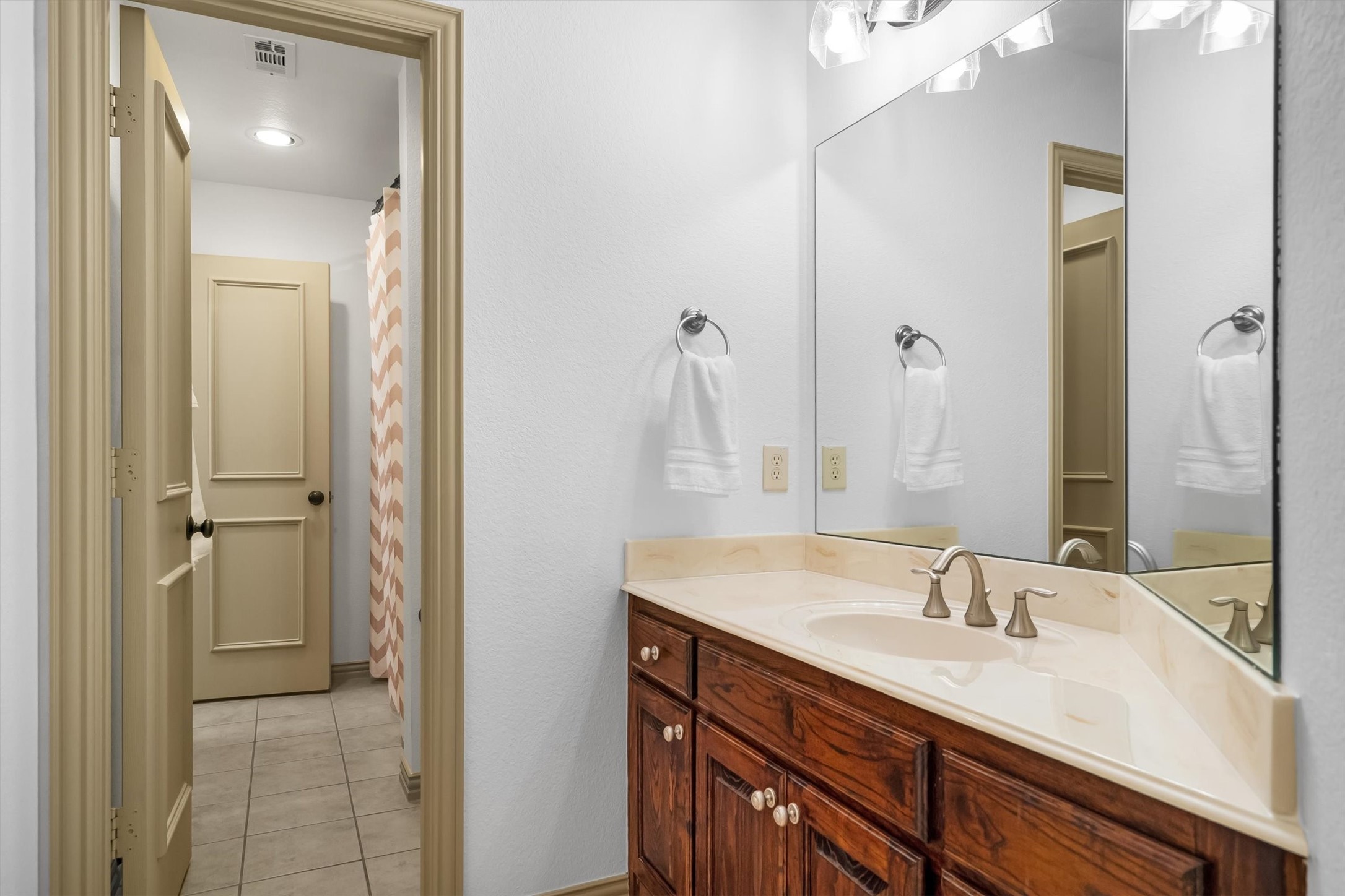 4349 Crestwood Court