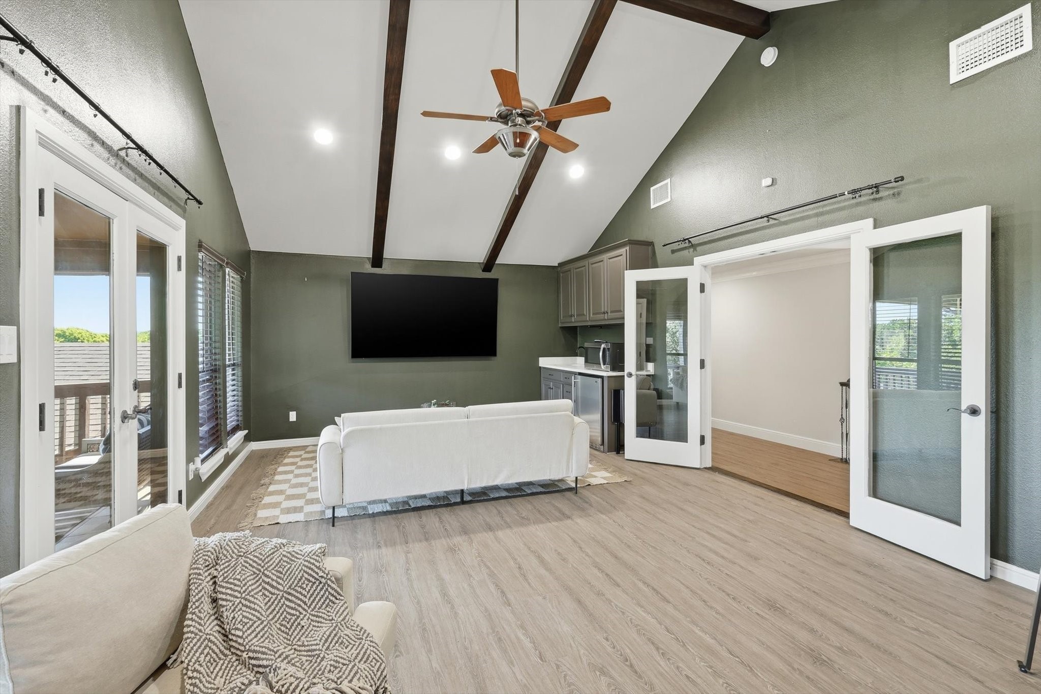 501 Holly Court