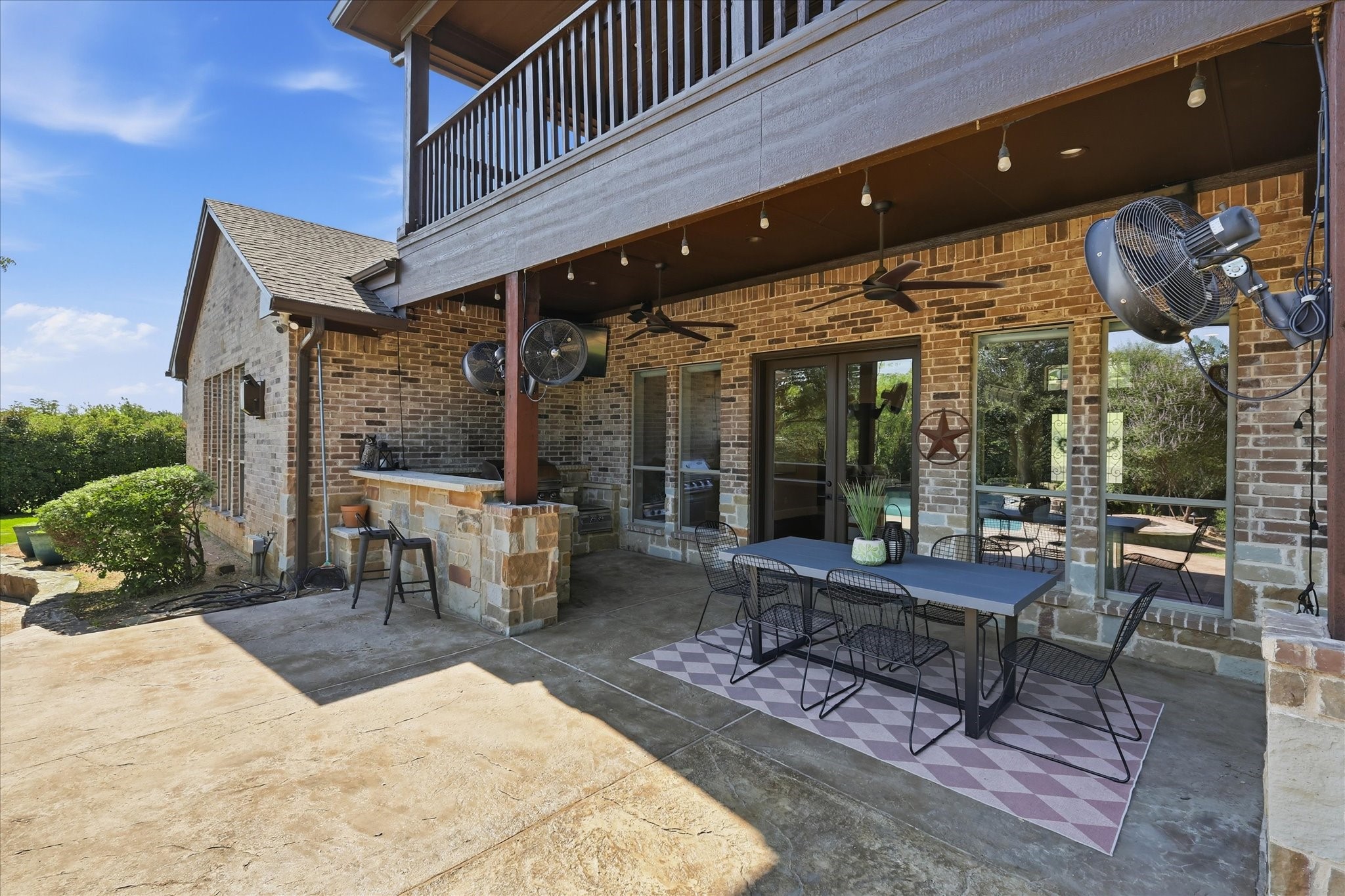 501 Holly Court