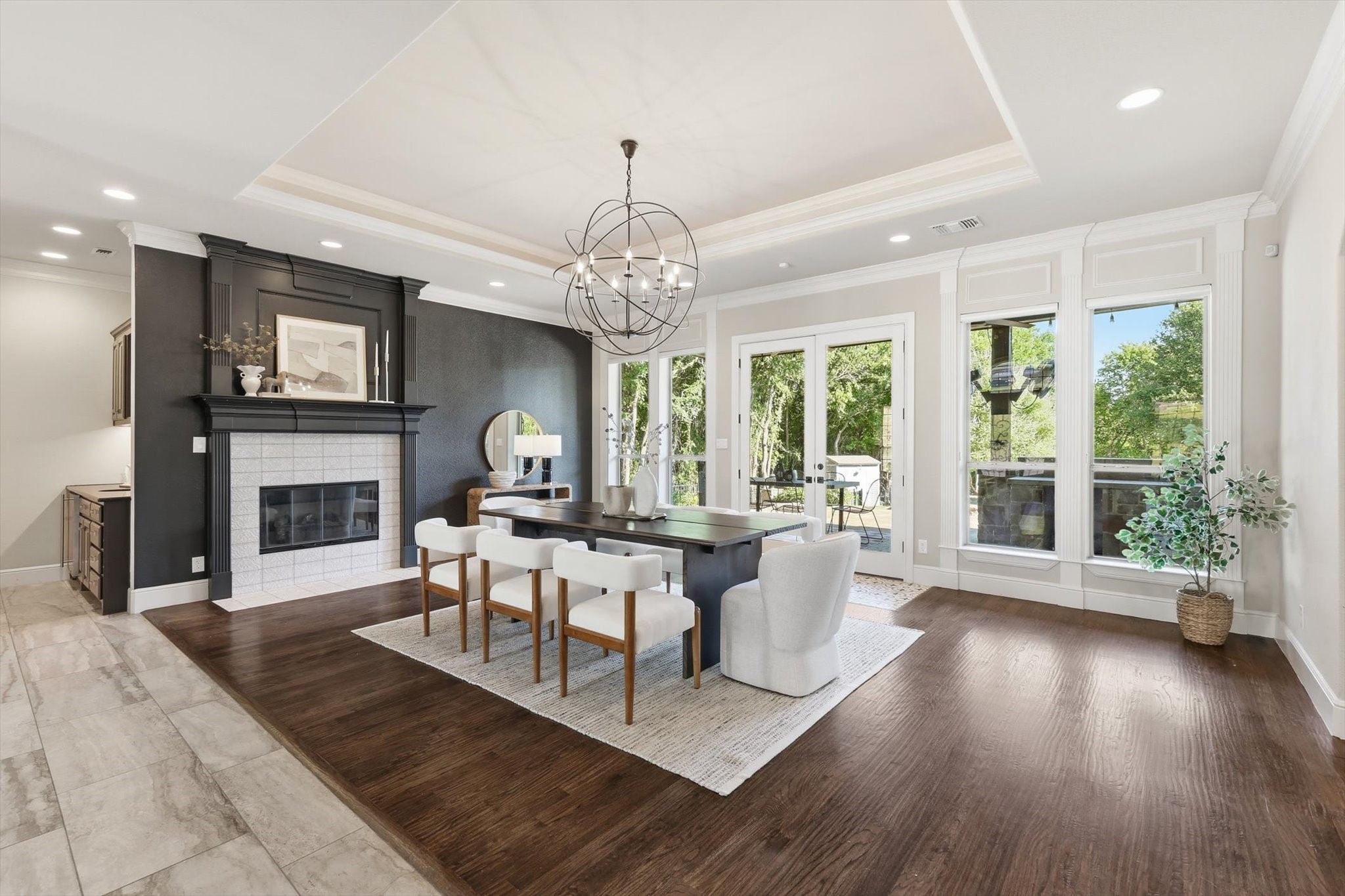 501 Holly Court