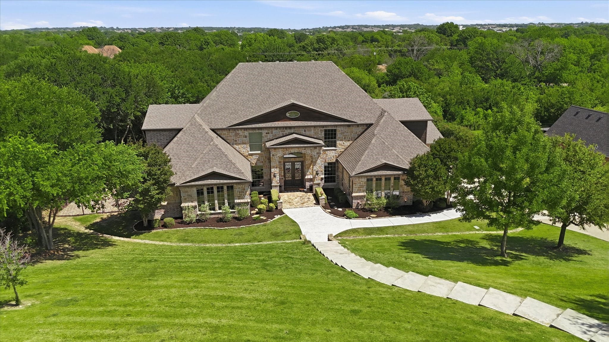 501 Holly Court
