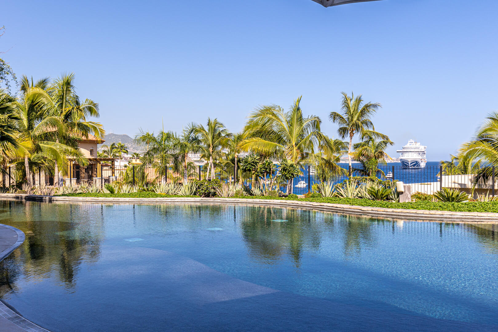 1 Homes, Hacienda Beach Club Phase 2