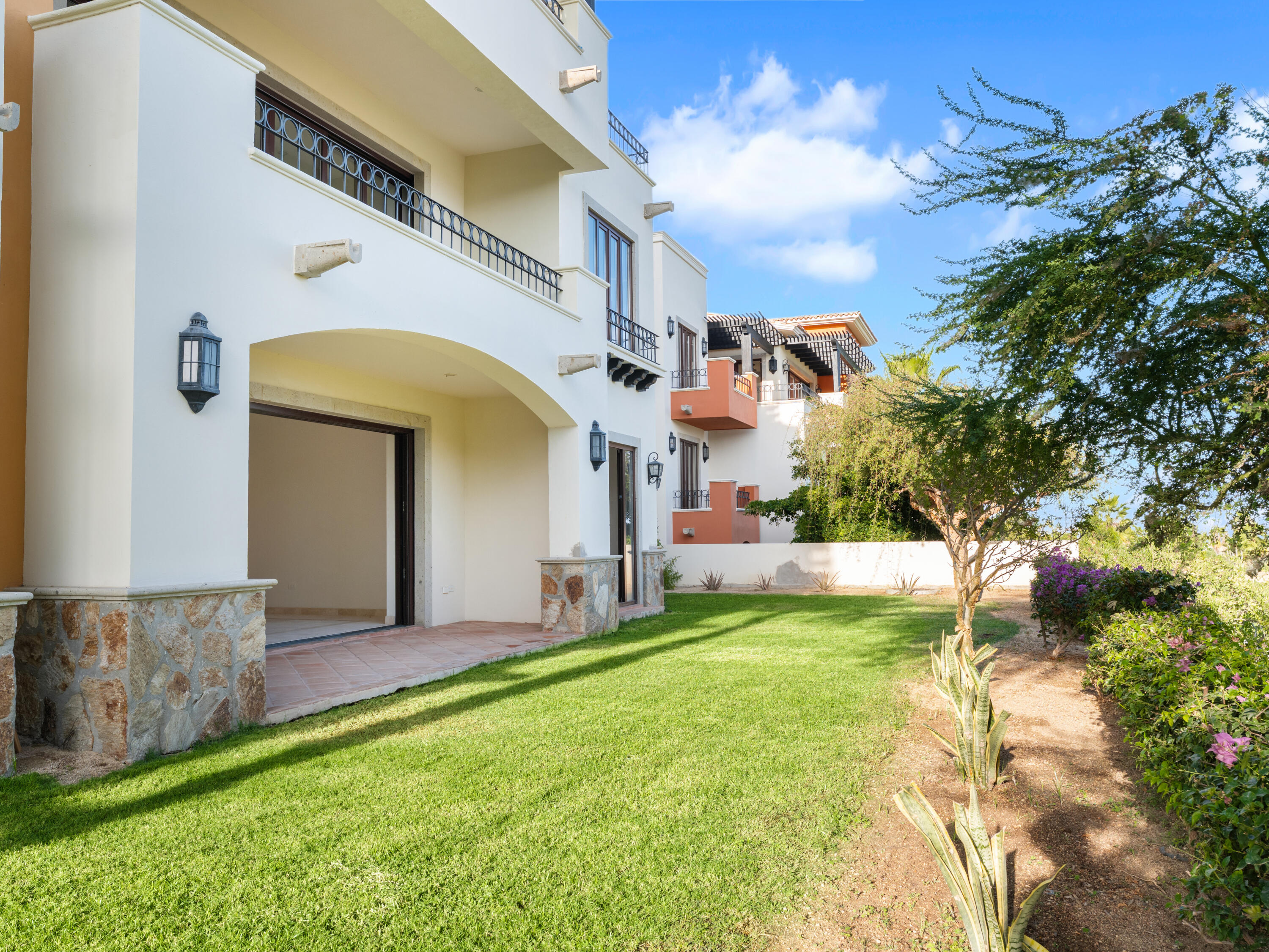 Villas Mexcio Buliding 16