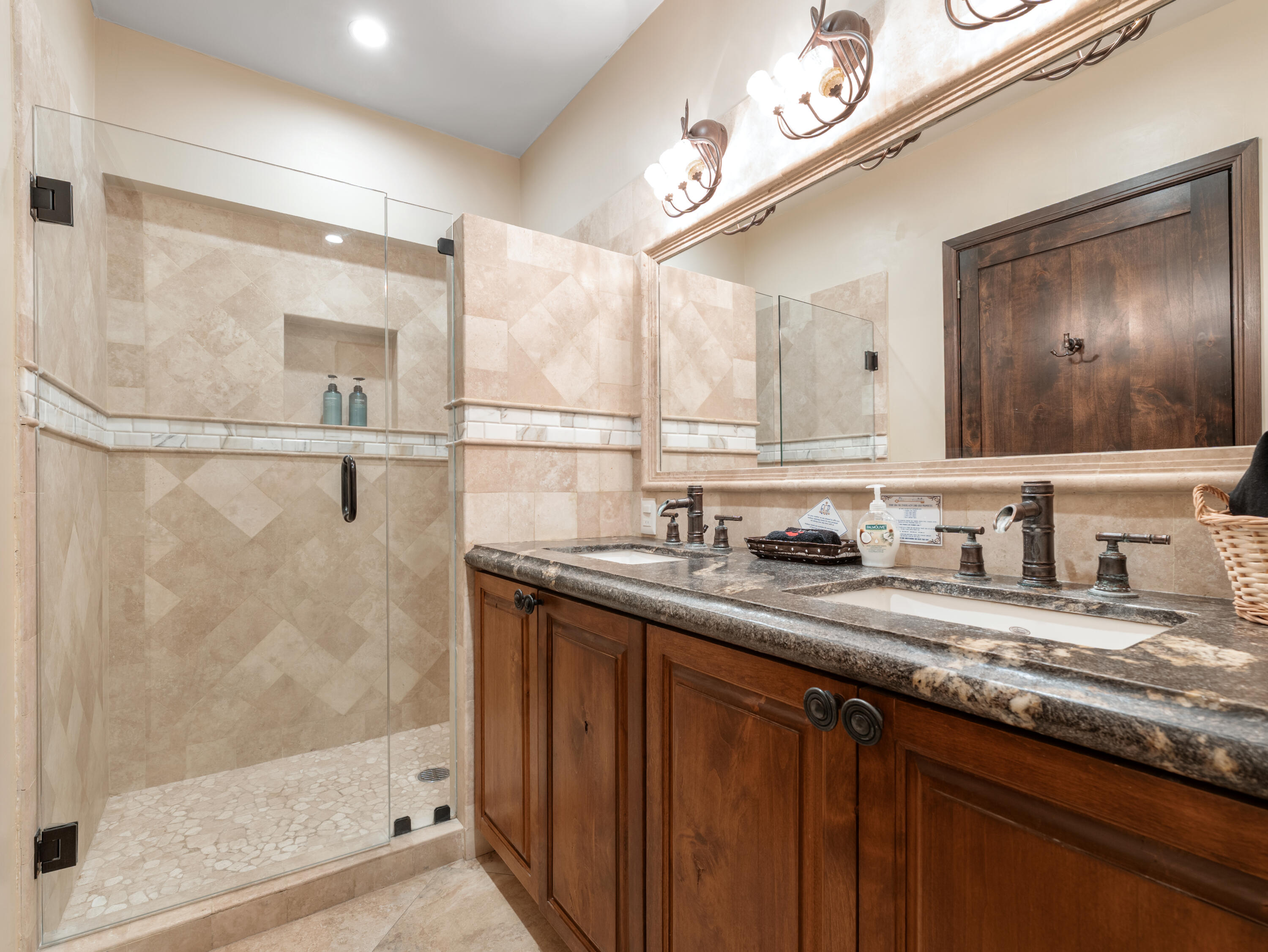 A101/103/107, Marina Sol Residences