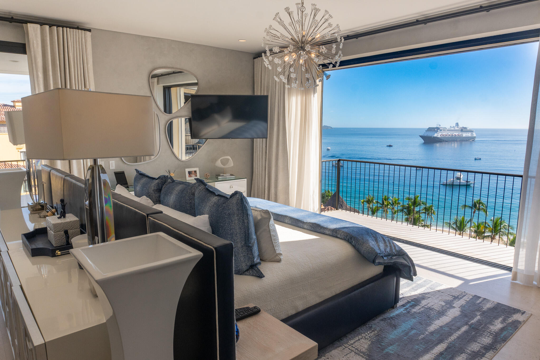 One Homes beach, PentHouse Aqua Viva