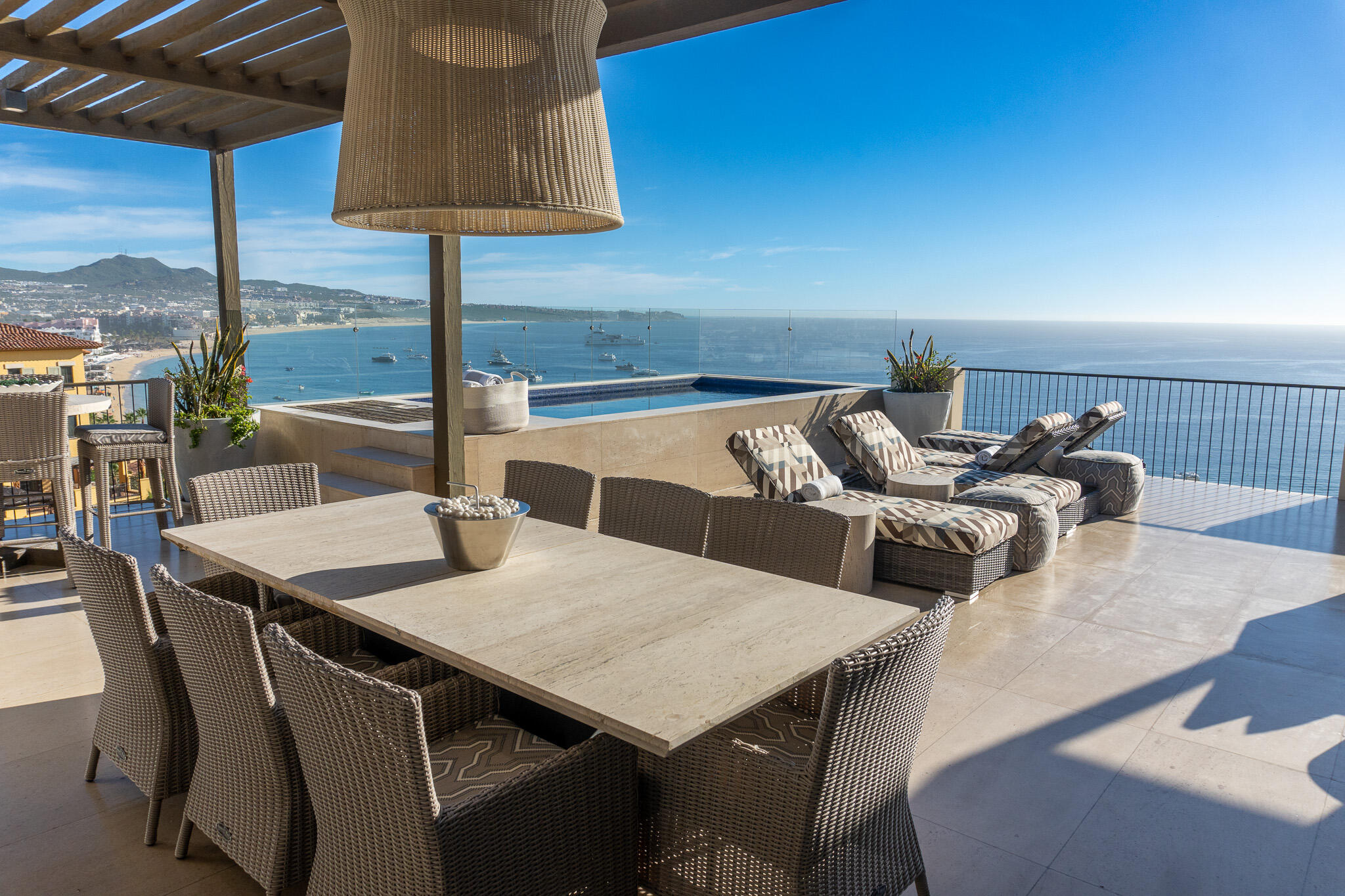 One Homes beach, PentHouse Aqua Viva