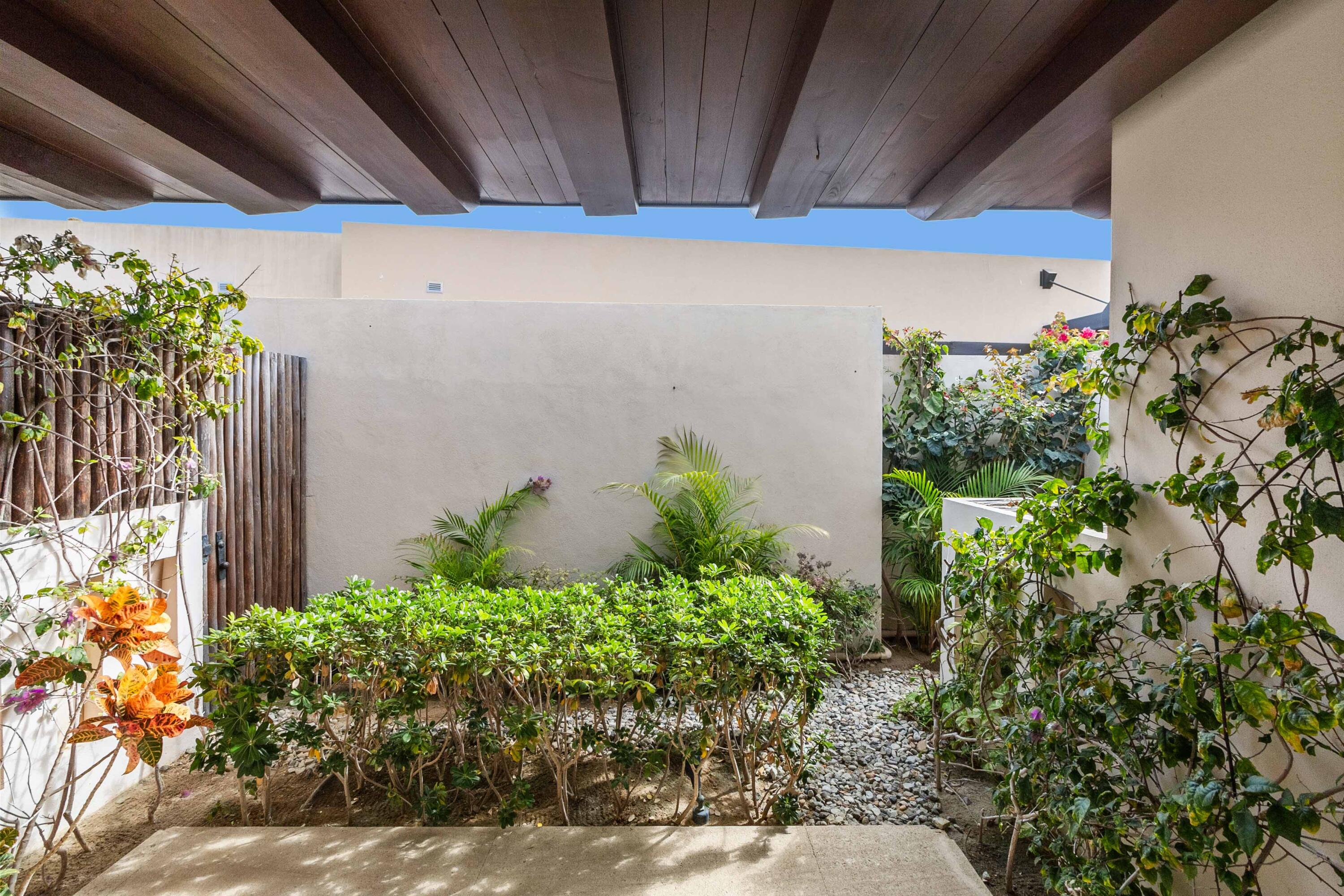 10 The Enclave, Ritz Carlton Zadun Residences