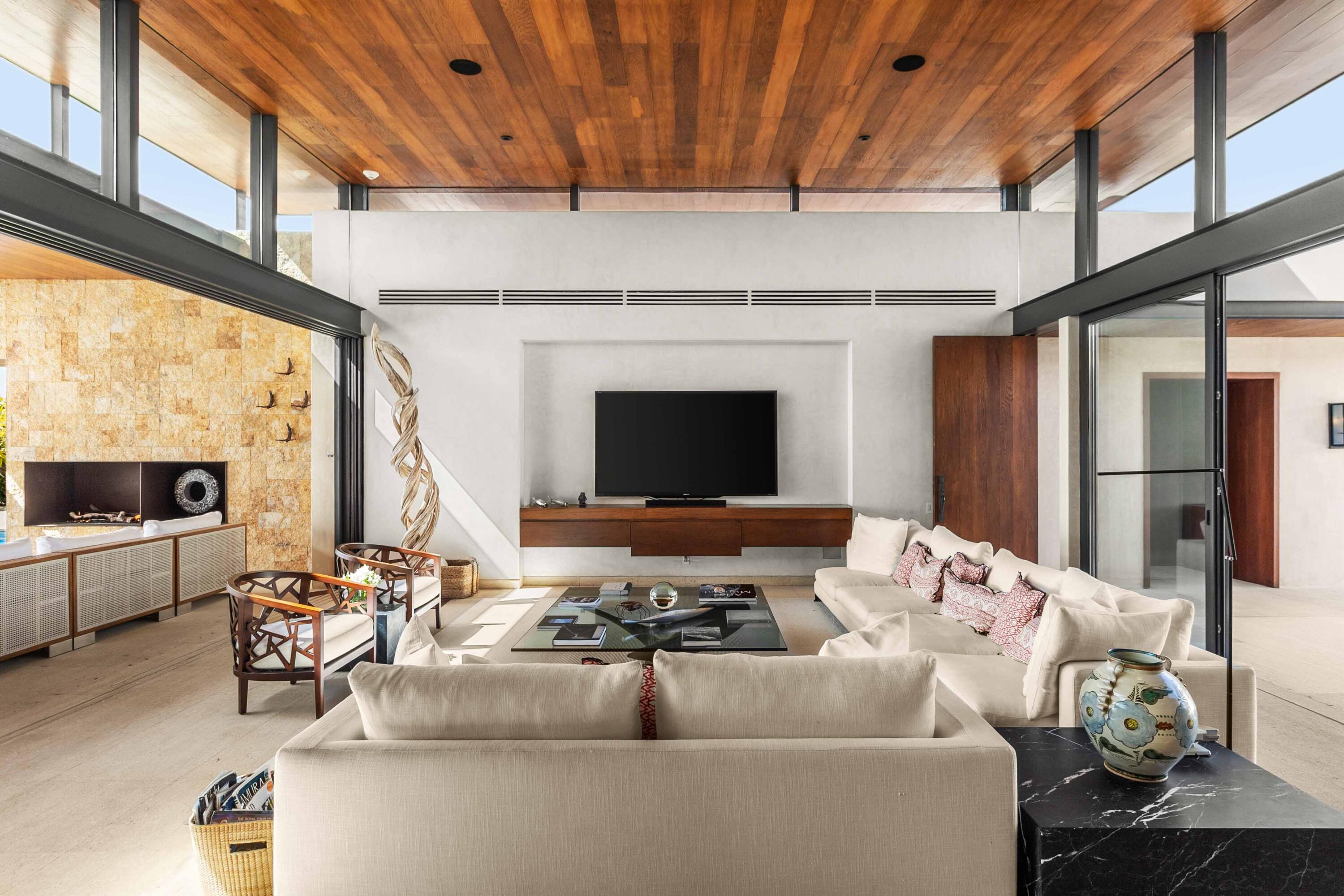 10 The Enclave, Ritz Carlton Zadun Residences