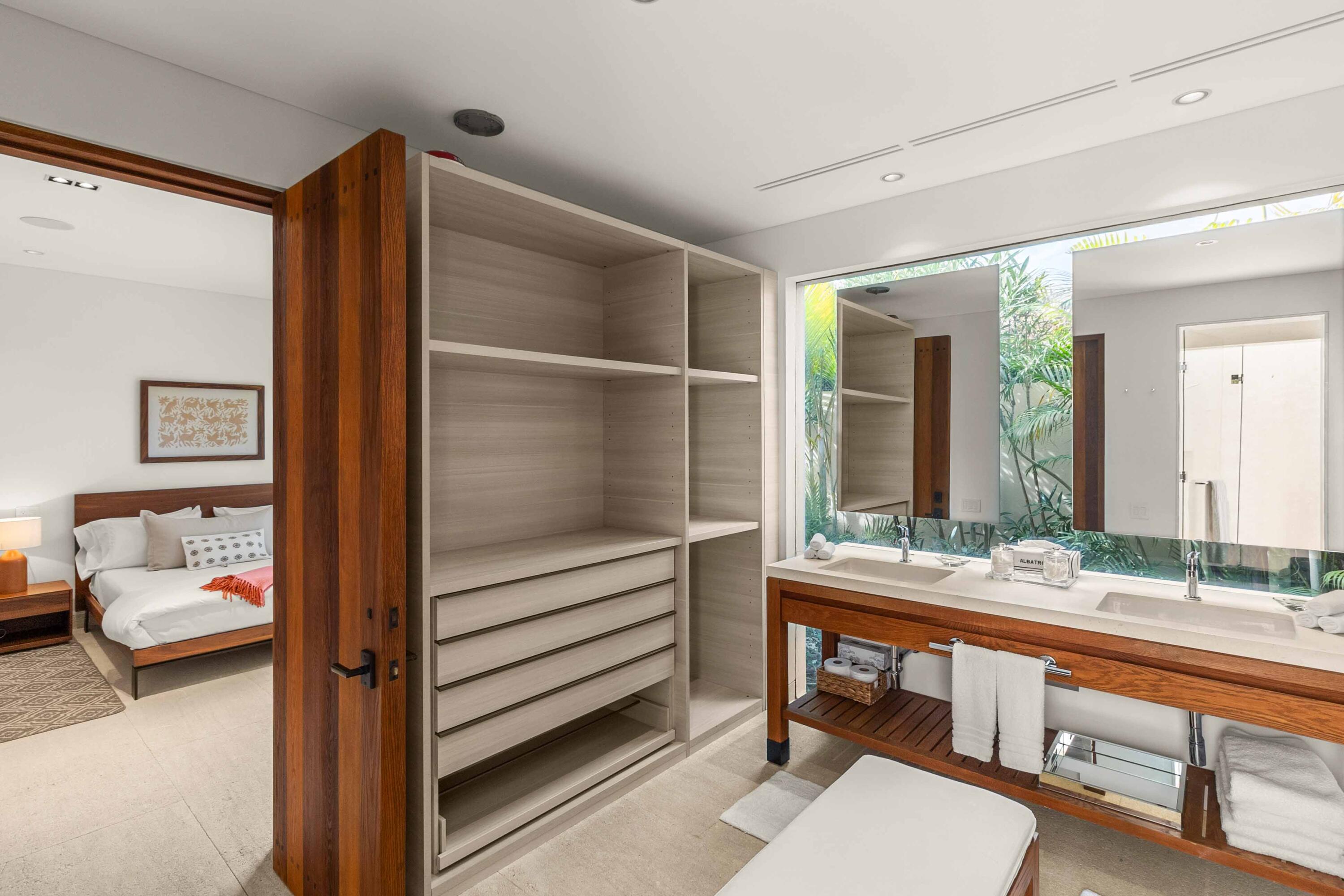 10 The Enclave, Ritz Carlton Zadun Residences